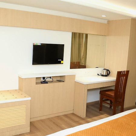 Hotel Radiance Bareilly Exterior photo