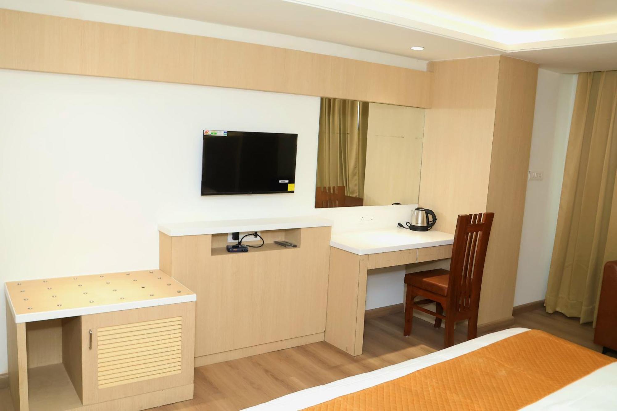 Hotel Radiance Bareilly Exterior photo