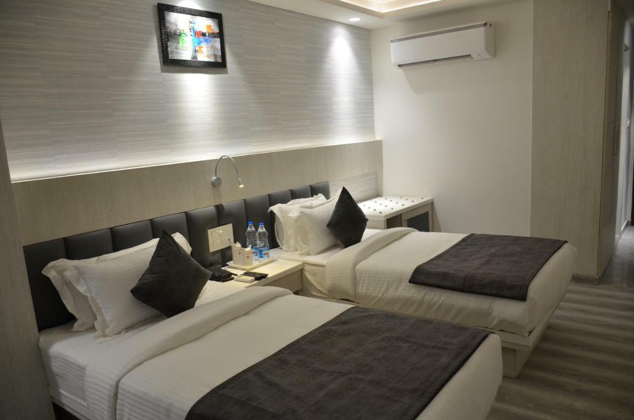 Hotel Radiance Bareilly Exterior photo