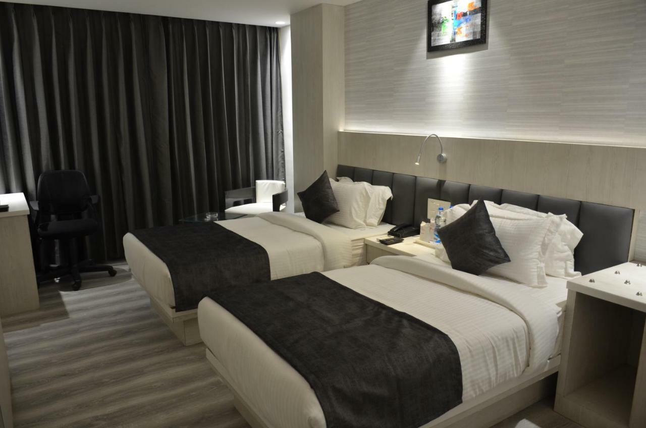 Hotel Radiance Bareilly Exterior photo