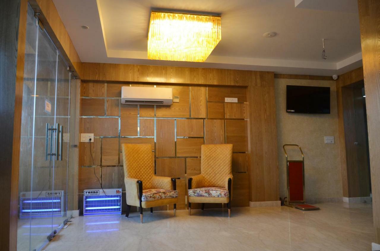 Hotel Radiance Bareilly Exterior photo