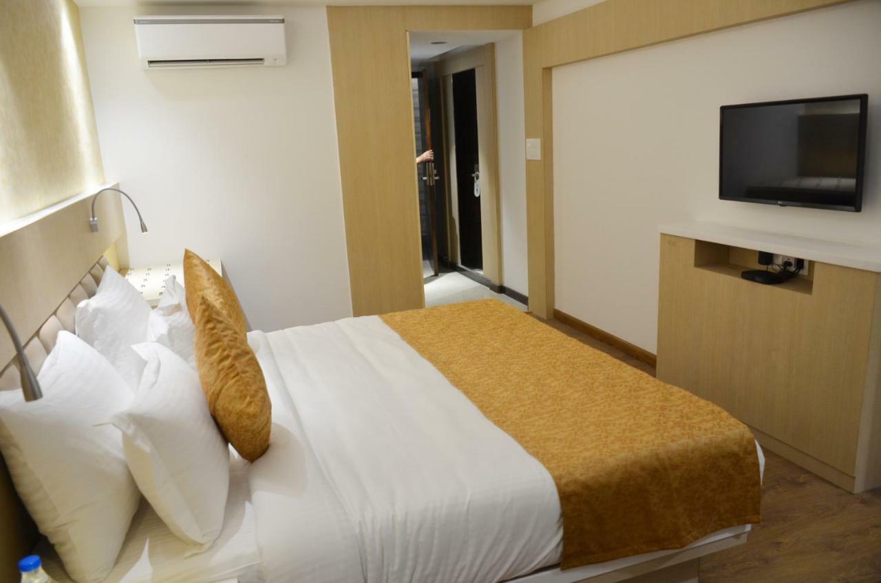 Hotel Radiance Bareilly Exterior photo