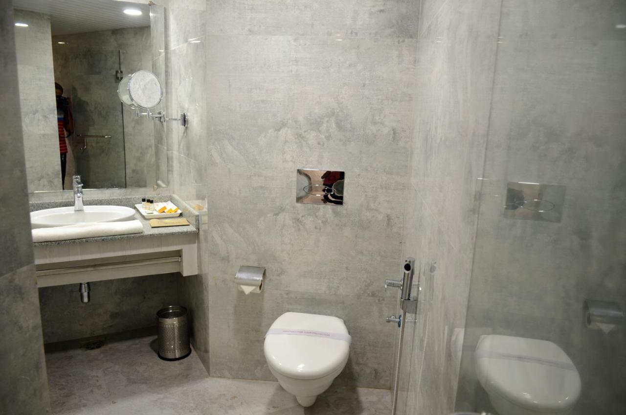 Hotel Radiance Bareilly Exterior photo